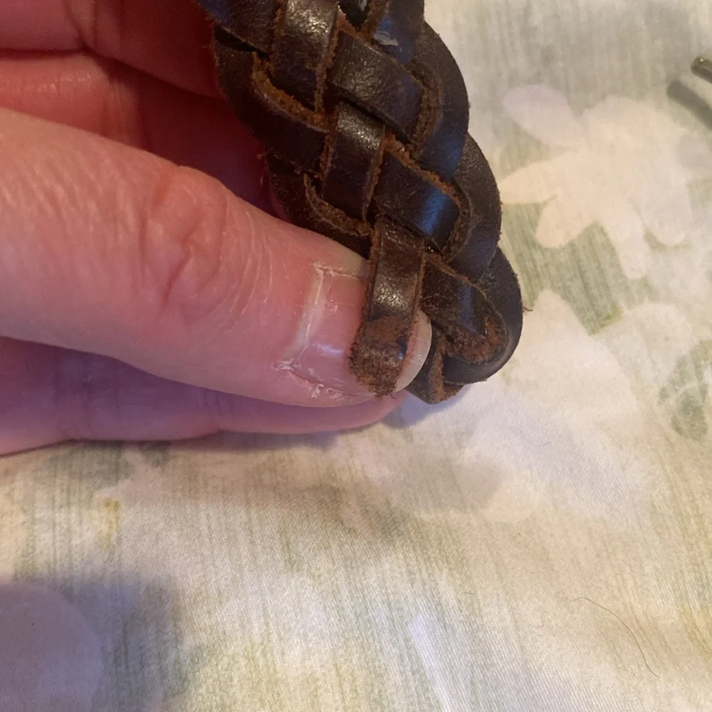 Brown Braided Belt with goldtone hardware - Picture 4 of 5